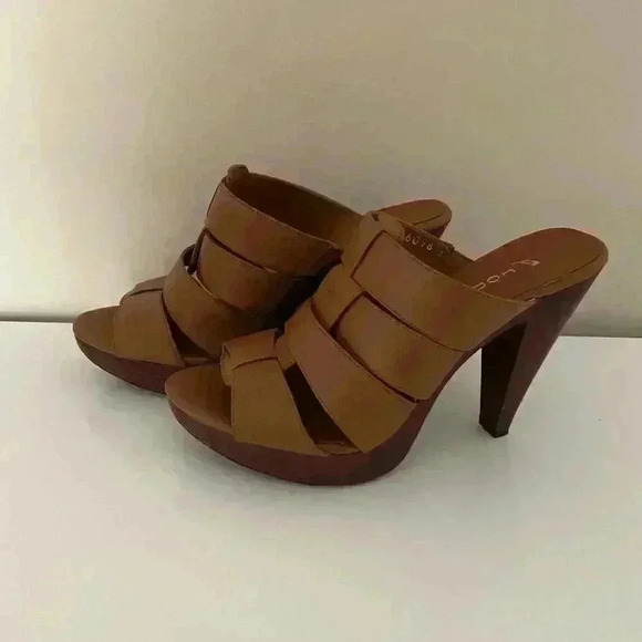 Ronay Brown Sandal Heels - Picture 10 of 10